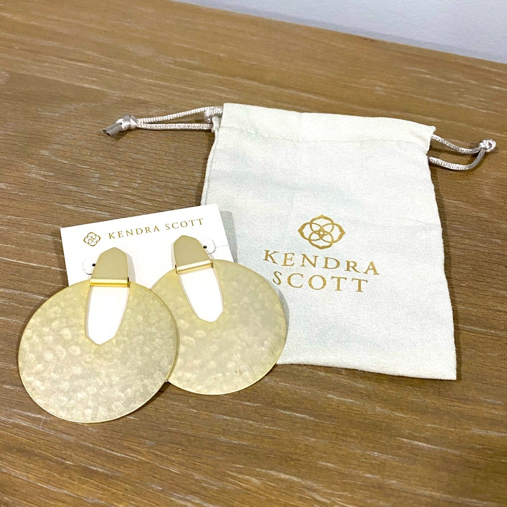 Diane Statement Earrings - Gold ✨